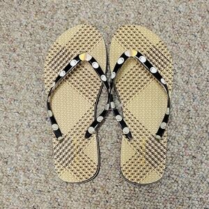 Vera Bradley Womens Stylish Black and Tan Flip-Flops Sz 8 NWOT